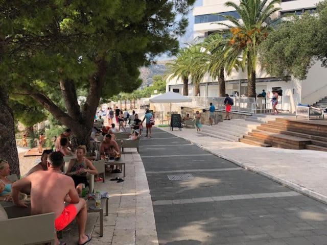 ApartHotel Villa Mozart Podgora Esterno foto