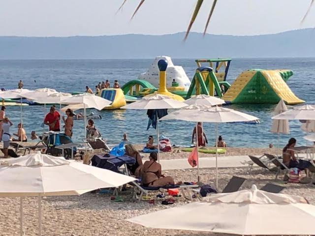ApartHotel Villa Mozart Podgora Esterno foto