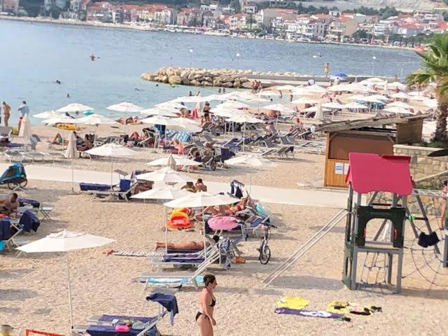 ApartHotel Villa Mozart Podgora Esterno foto